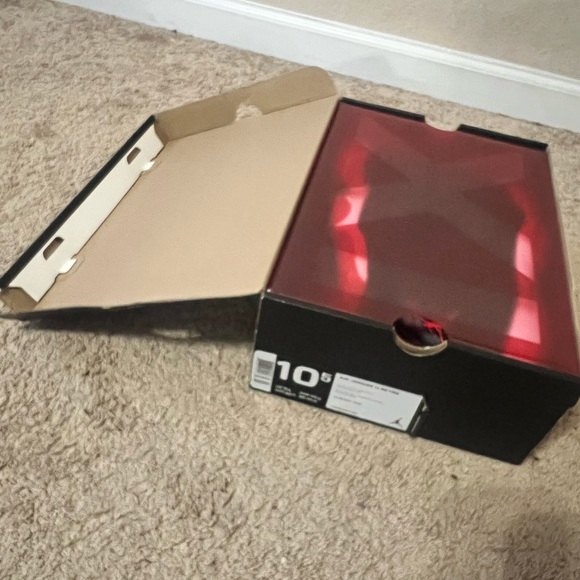 Jordan Bred 11s - Picture 7 of 7